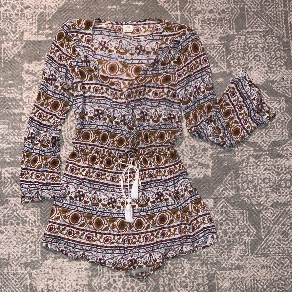 O’Neill Beach Romper Size Medium